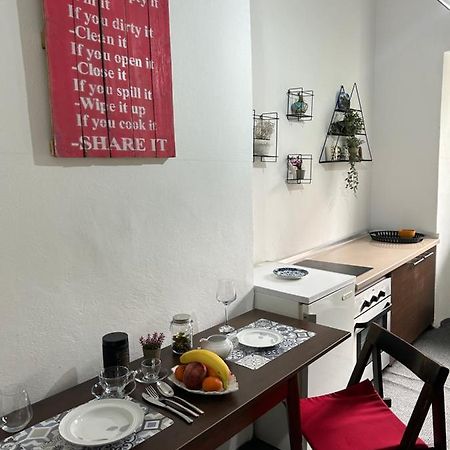 Nf'S Home Lovely Apartment In Heart Of Сараєво Екстер'єр фото